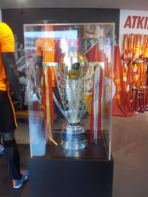Diese seite zeigt die detaillierte tabelle eines wettbewerbs. Süper Lig : Misli Com Super Lig De 2020 2021 Sezonu ...