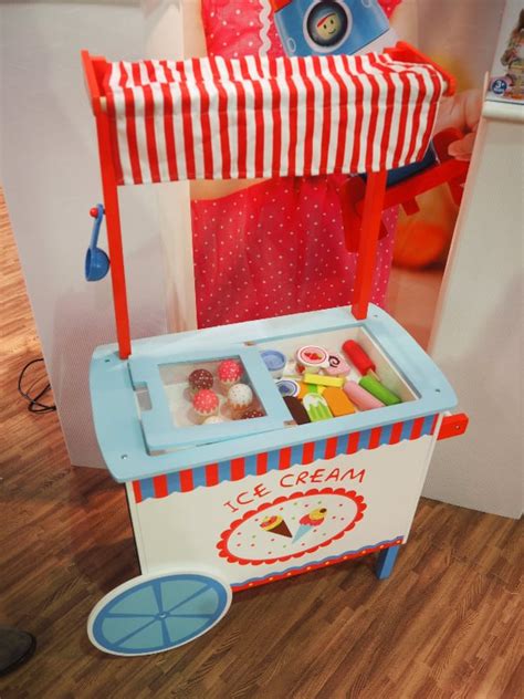 Svan Ice Cream Stand New Kid And Baby Products From Abc Kids Expo For