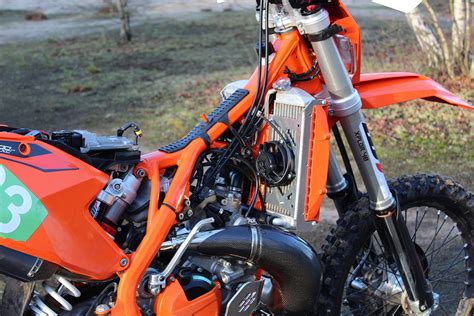 To cope with extreme terrain like that of the infamous red bull erzbergrodeo. How To: Fit Enduro Engineering radiator braces, KTM 300 ...