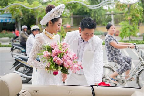 Đời tiếp theo là hùng việp vương, ngọc ngả không ghi tuổi, chỉ nói ngài ở ngôi 300 năm. Nhà gái có màn "thách cưới" xứng đáng ᵭi vào lịch sử hôn ...