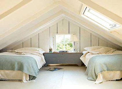 Mar 31, 2020 · in the attic bedroom of her wisconsin home, designer and diy columnist jenni yolo (@ispydiy) painted the ceiling and side walls a crisp white to make the small bedroom feel more spacious. low ceiling attic bedroom ideas - Google Search | Attic ...