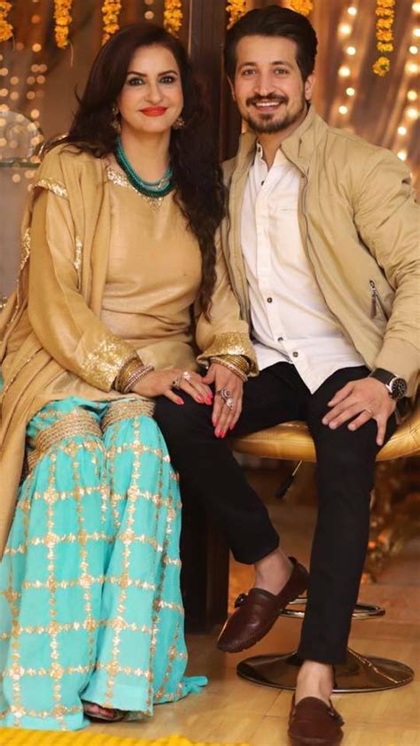 saba faisal with her son arts and entertainment images and photos