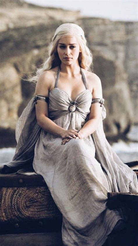 Daenerys Targaryen Wiki Game Of Thrones Br Amino