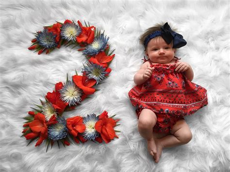 Baby 2 Month Photo Flower Wreath Idea Baby Milestones Pictures