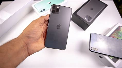 Iphone 11 Pro Max Unboxing And First Impressions Youtube