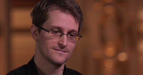 John Oliver Goes To Russia And Asks Edward Snowden About Nsa
