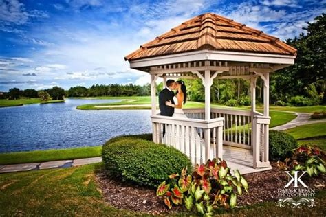 Happily ever after begins at the woodlands country club. Country Club Wedding Venues - A Chair Affair, Inc.