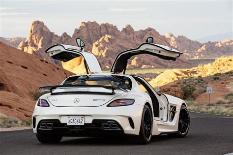 Mercedes Benz SLS AMG Coupé Black Series the most dynamic gull wing