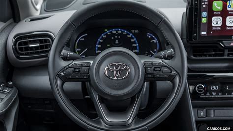 Toyota Yaris Cross 2021my Elegant Interior Steering Wheel