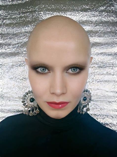 Pixie Cut Septum Ring Nose Ring Bald Girl Super Short Hair Bald Women Hairless Balding Brows