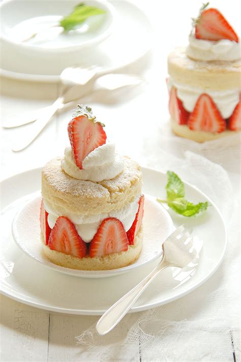 Individual Strawberry Shortcakes The Kitchen Mccabe Fancy Desserts