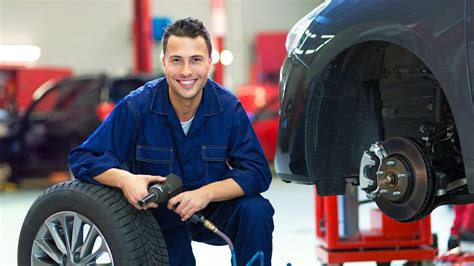Auto Repair and Service Apprenticeship Shortage | Education Training and Employment Australia