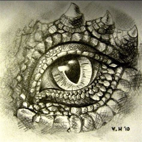 Pin By Leanne Highet On Art And Craft Dragon Eye Drawing Dragon