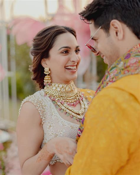 Kiara Advani And Sidharth Malhotra Are Picture Perfect In Ivory And Yellow Traditional Outfits