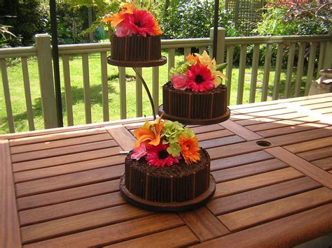 7 Stunning Tiered Cake Stands Fr Wedding 11 Wedding Cake Stands