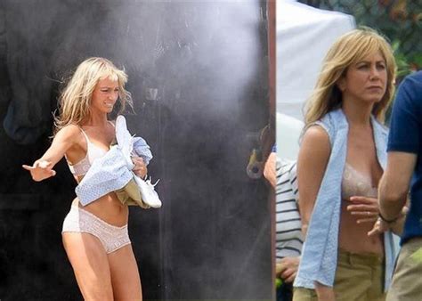 Jennifer Aniston Strips Down