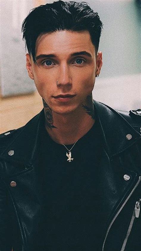 Andy Looks Like Hes Concerned For Our Welfare Andy Biersack Andy