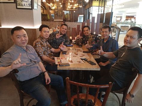 He is the founder and chairman of mahaka group, a holding company which focuses on media and entertainment. DPP Letho Dukung Erick Thohir Hentikan Pembentukan Super ...