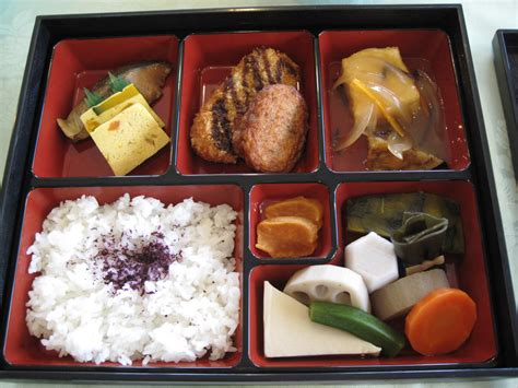Lets Learn Japanese 日本語を勉強しましょう Bento Boxes An Exquisite Choice When