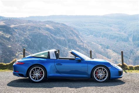 What channel is 911 on. Fiche technique Porsche 911 Targa 4S 2017