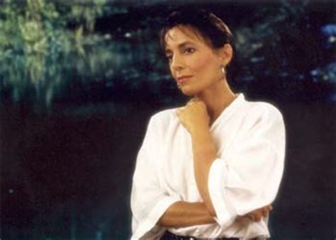 Maria joão alexandre barbosa pires is a portuguese classical pianist, widely considered to be one of the best interpreters of mozart and bee. Blog do Zig: Maria João Pires