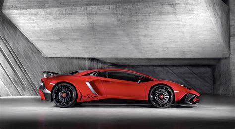 2016 Lamborghini Aventador Sv Is Fastest Lambo Ever W Video The