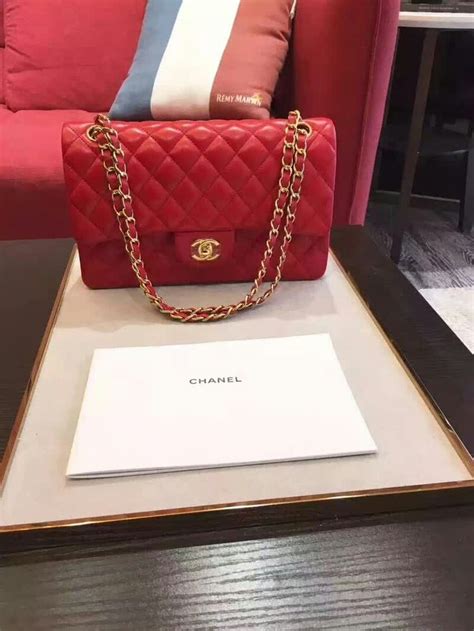 View the latest designer handbags and purses online at bag borrow or steal. NO 171195,Chanel Bag | Buy chanel bag, Chanel white ...