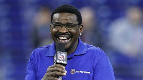 Pro Football Hall Of Famer Michael Irvin Announces Hes Cancer Free