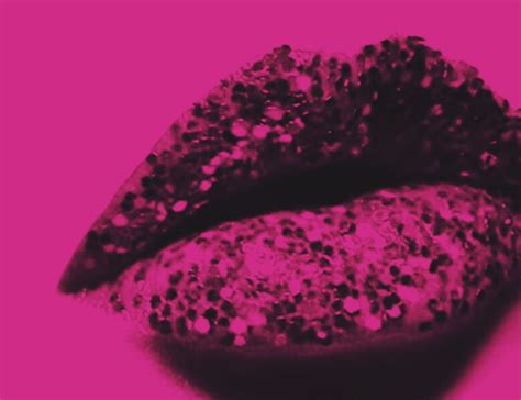 How To Burlesque Glitter Lips Burlexe