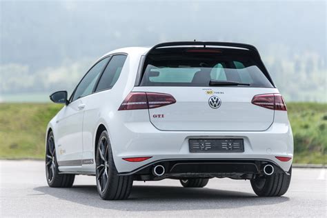 Cool, stylish and powerful, the volkswagen golf gti, delivers exhilarating performance and pure driving pleasure. VW Golf GTI Clubsport S By O.CT Tuning Is All About Power ...