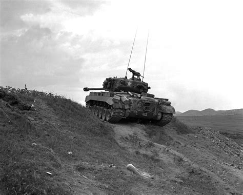 Photo Us Marine Corps Pershing Tank Near The Nakdong River Korea 3