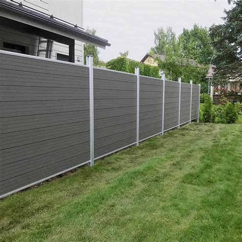 China Wholesale Wood Plastic Composite Fencing Wpc Board Privacy Garden
