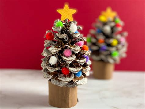 Rustic Elegance Pinecone Decorations For Christmas To Bring Nature Inside