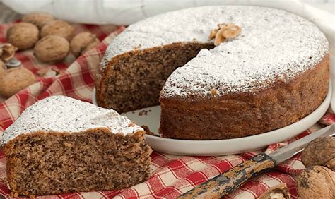 GÂTEAU AUX NOIX DE GRENOBLE la recette facile