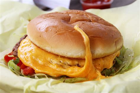 San Antonio, TX: Remember the Cheeseburger at Chris Madrid's | Serious Eats
