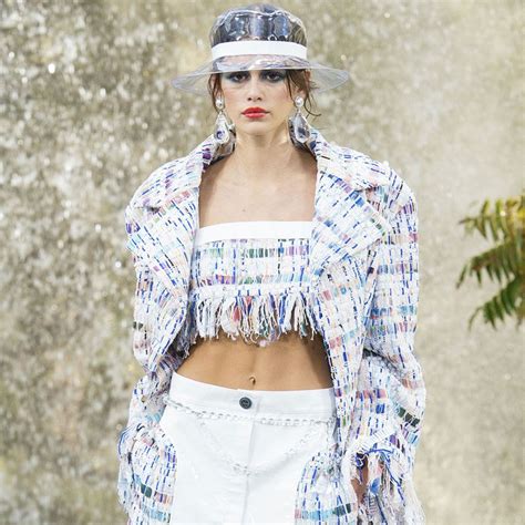 Chanel Just Confirmed These 4 Trends Are About To Be Everywhere Paris