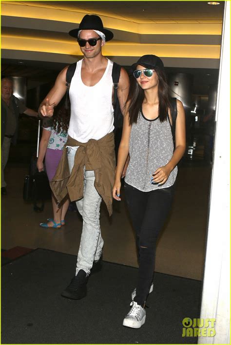 Full Sized Photo Of Victoria Justice Pierson Fode Lax Arrival From