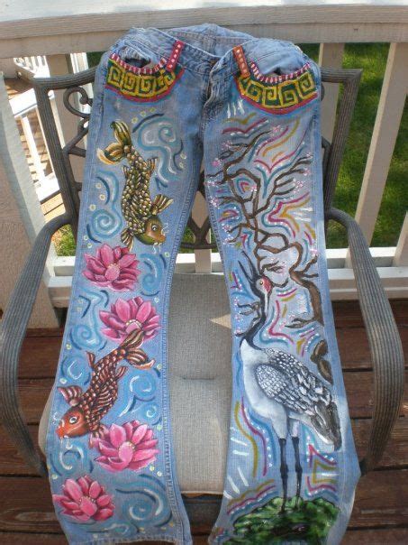 43 Jean Decorating Ideas Embellished Jeans Painted Jeans Diy Clothes