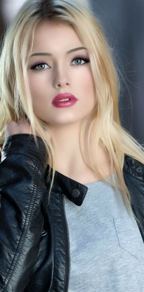 Blonde Beauty Gorgeous Glamorous Hottest Girls ~ Beautiful Female Face Photo
