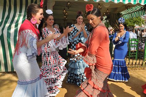 11 Tipos De Bailes Españoles Tradicionales Conoce Las Danzas Típicas Más Populares De España