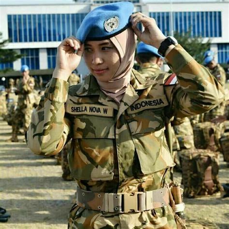 Indonesian 🇮🇩female Army Soldier Un Peacekeepers Prajurit Wanita