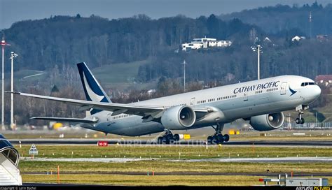 B Kpo Cathay Pacific Boeing 777 300er At Zurich Photo Id 1162899