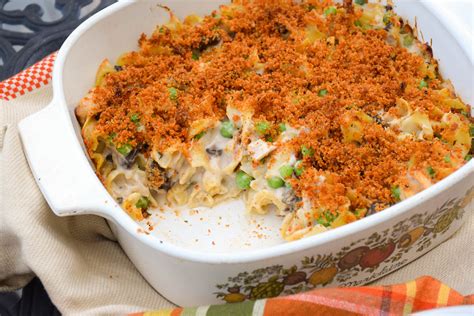 It includes a savory sauce instead of canned soup. Light and Hearty Tuna Noodle Casserole - Grumpy's Honey Bunch