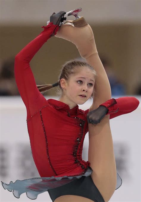 Julia Lipnitskaya Russian Figure Skater Synchronized Skating Figure
