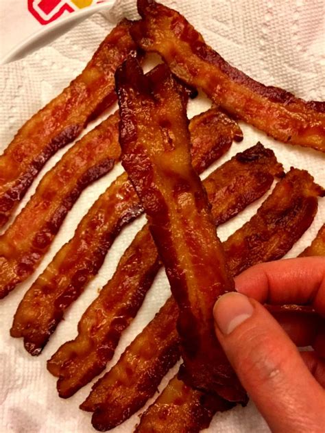Crispy Baked Bacon How To Cook Bacon In The Oven Melanie Cooks
