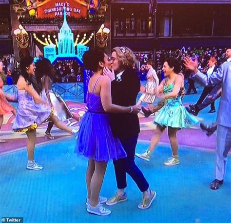 Macy S Thanksgiving Day Parade Includes First Same Sex Kiss For National Televised Event Daily