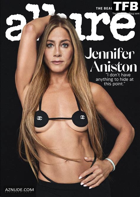 Jennifer Aniston Sexy Poses Topless Showcasing Her Hot Figure In A