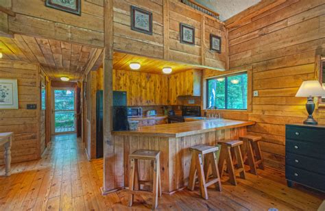 Smoky mountains cabins and vacation rentals. Premier Vacation Rentals @ Smith Mountain Lake (Huddleston ...