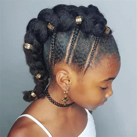 Easy braid hairstyles for short hair. Braided mohawk updo for black girls - Click042