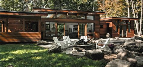 Lindal's Custom, Pre-engineered Homes: The Best of Both Worlds